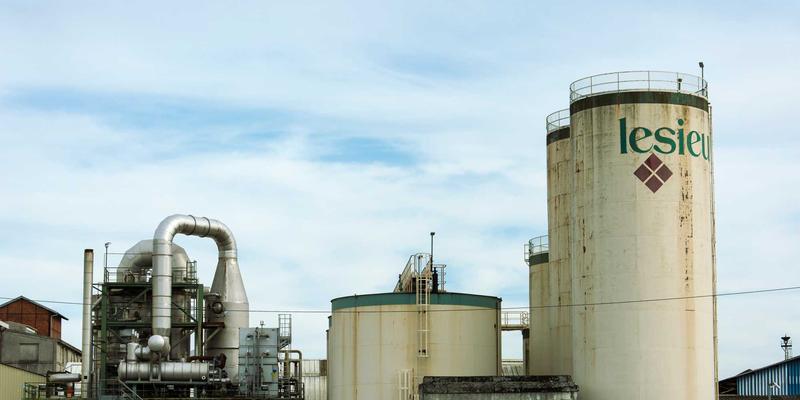 风电叶片前缘防护涂层：博瑞特如何以建筑涂料技术应对风沙雨蚀挑战